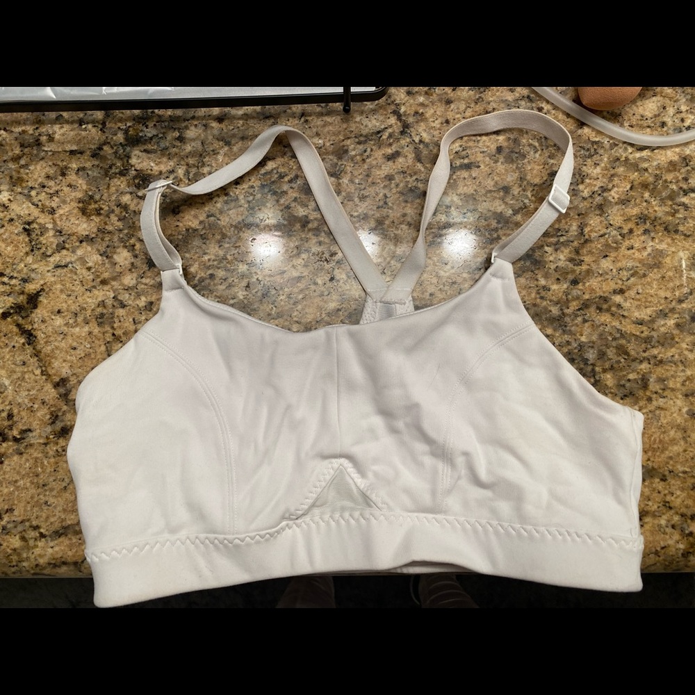 Athleta sports bra
